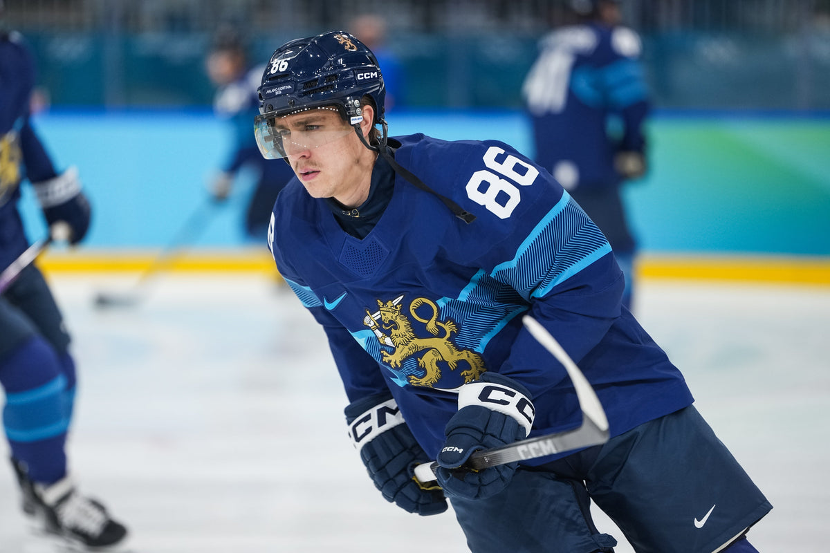 Teuvo Teräväinen Game Worn