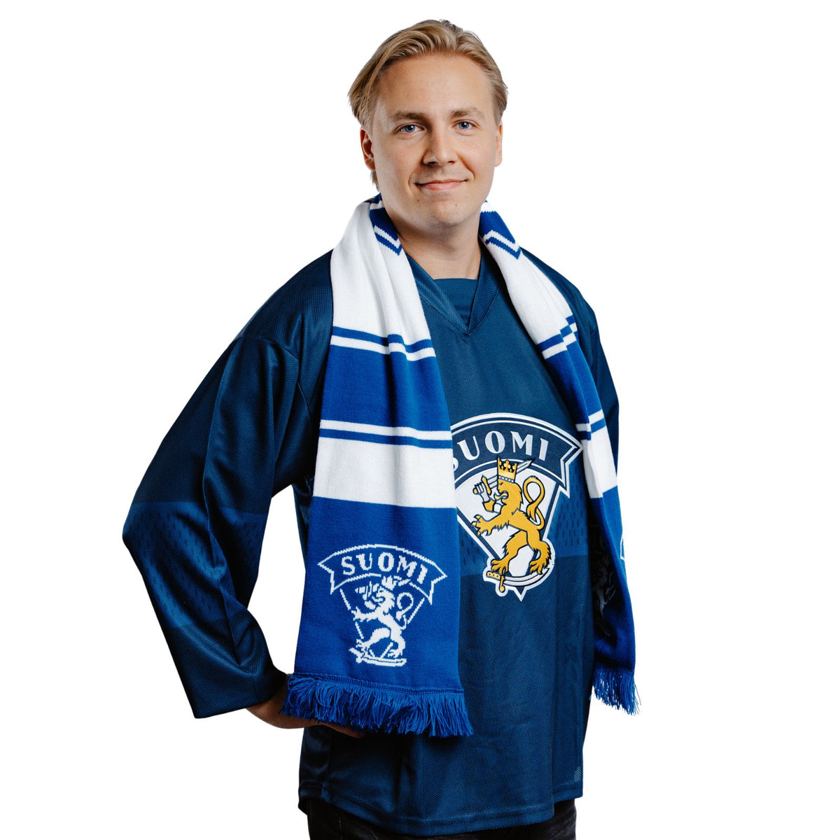 Leijonat fanipaita, Koti