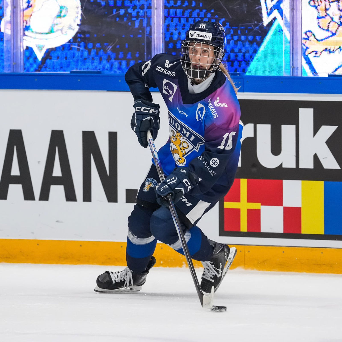Naisten EHT Game Worn 3.pelipaita