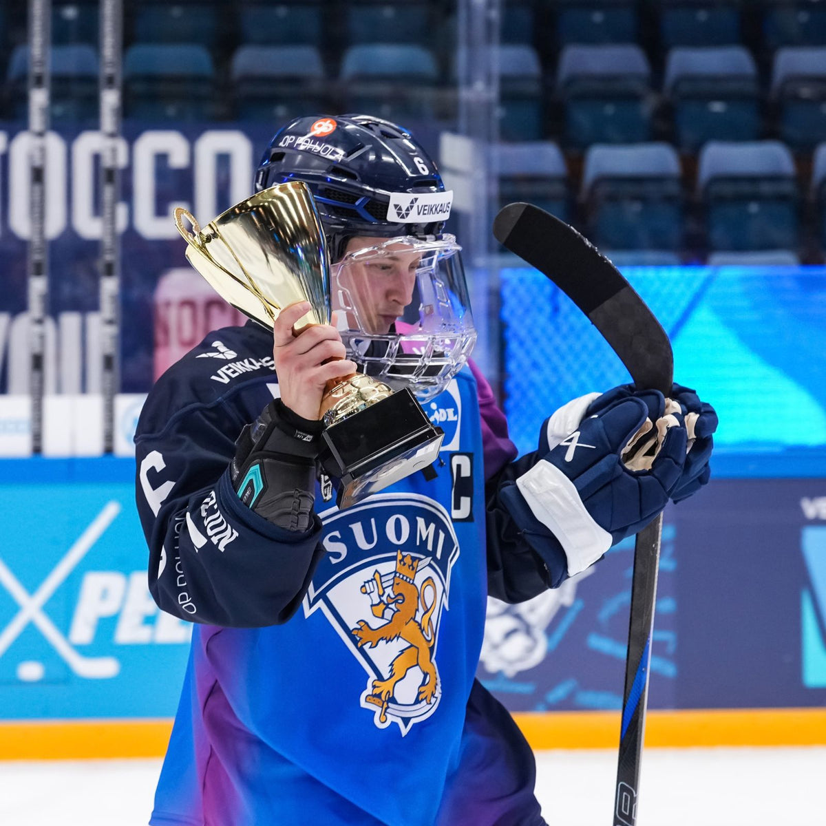 Naisten EHT Game Worn 3.pelipaita