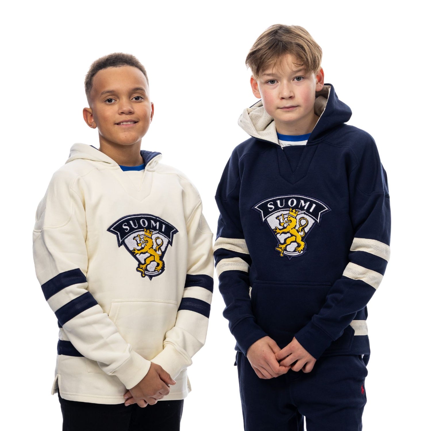 Leijonat lasten retro pelipaitahuppari