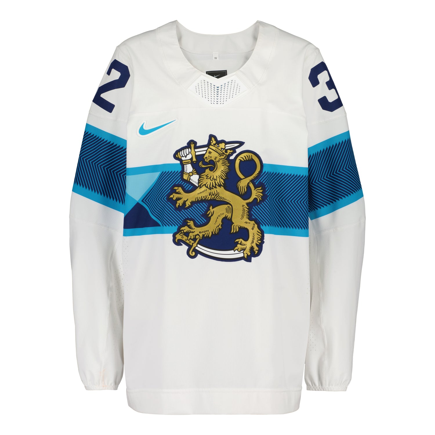 Emilia Vesa #32, Away Jersey